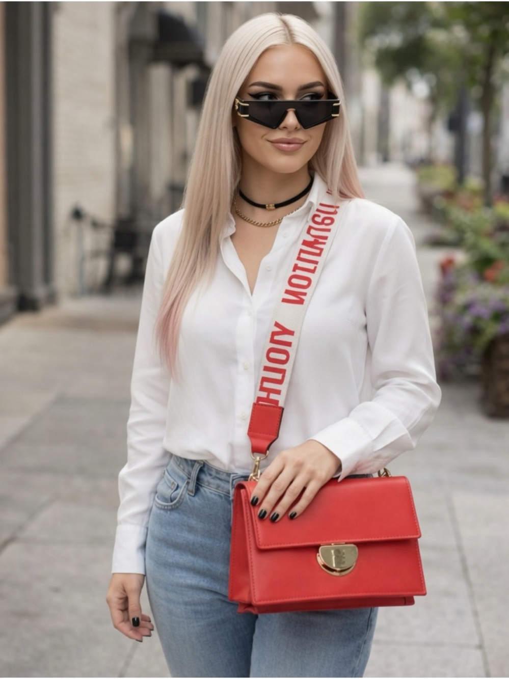 Hollywood red crossbody bag